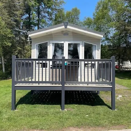 The Warrens - 2 Bed Caravan For 4 & Private Hot Tub Swarland Exterior photo