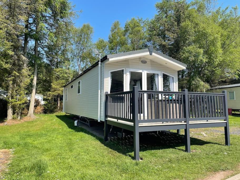 Apartment The Warrens - 2 Bed Caravan For 4 & Private Hot Tub Swarland