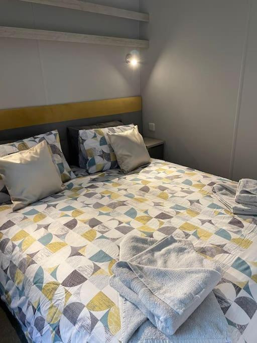 Apartment The Warrens - 2 Bed Caravan For 4 & Private Hot Tub
